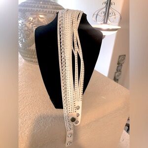 Swarovski 3 leather/crystal wraps included in price